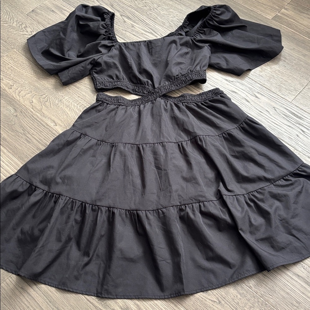 Blu Pepper | Elegant Black Puff Sleeve Cut Out Mini Dress Size Large - Picture 2 of 14